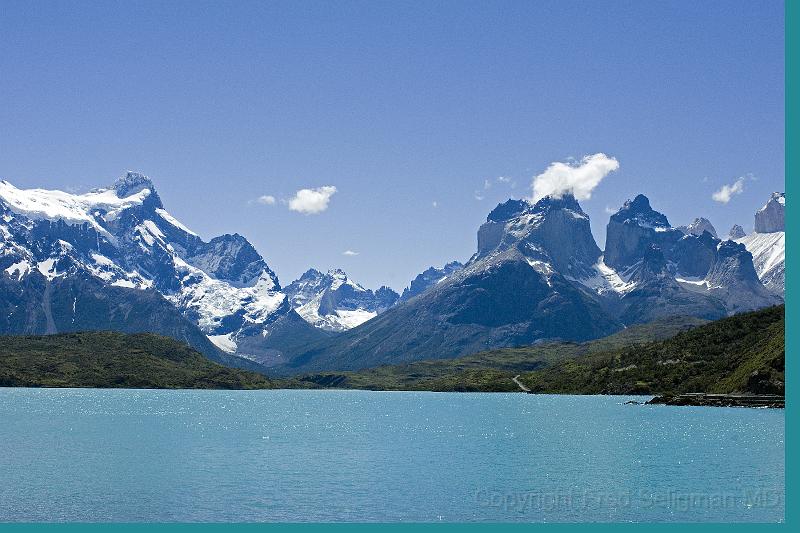 20071213 143718 D2X 4200x2800.jpg - Torres del Paine National Park